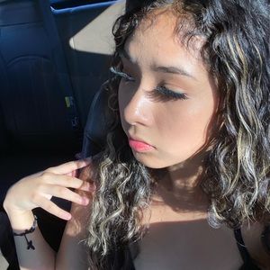 Meet your Posher, Xitlali